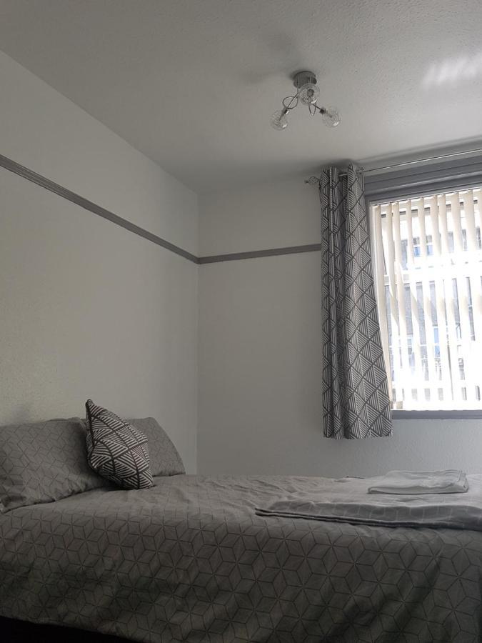 Cosy Room In Galashiels Exterior photo